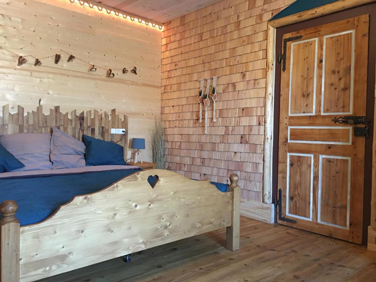 Les 3Crokignols, Maison D'Hote Familiale. Saffloz Buitenkant foto